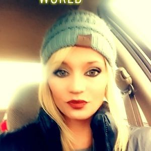 Meet your Posher, Paige